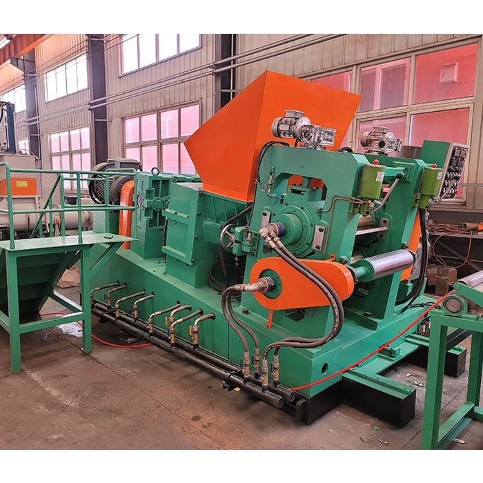 Extrudeuse en caoutchouc à double vis